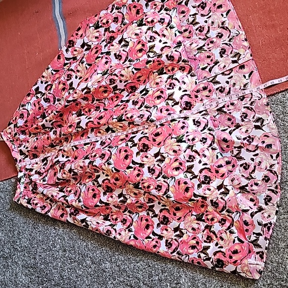 STUNNING FLORAL CRINOLINE PROM/PAGENT SKIRT - Picture 11 of 13